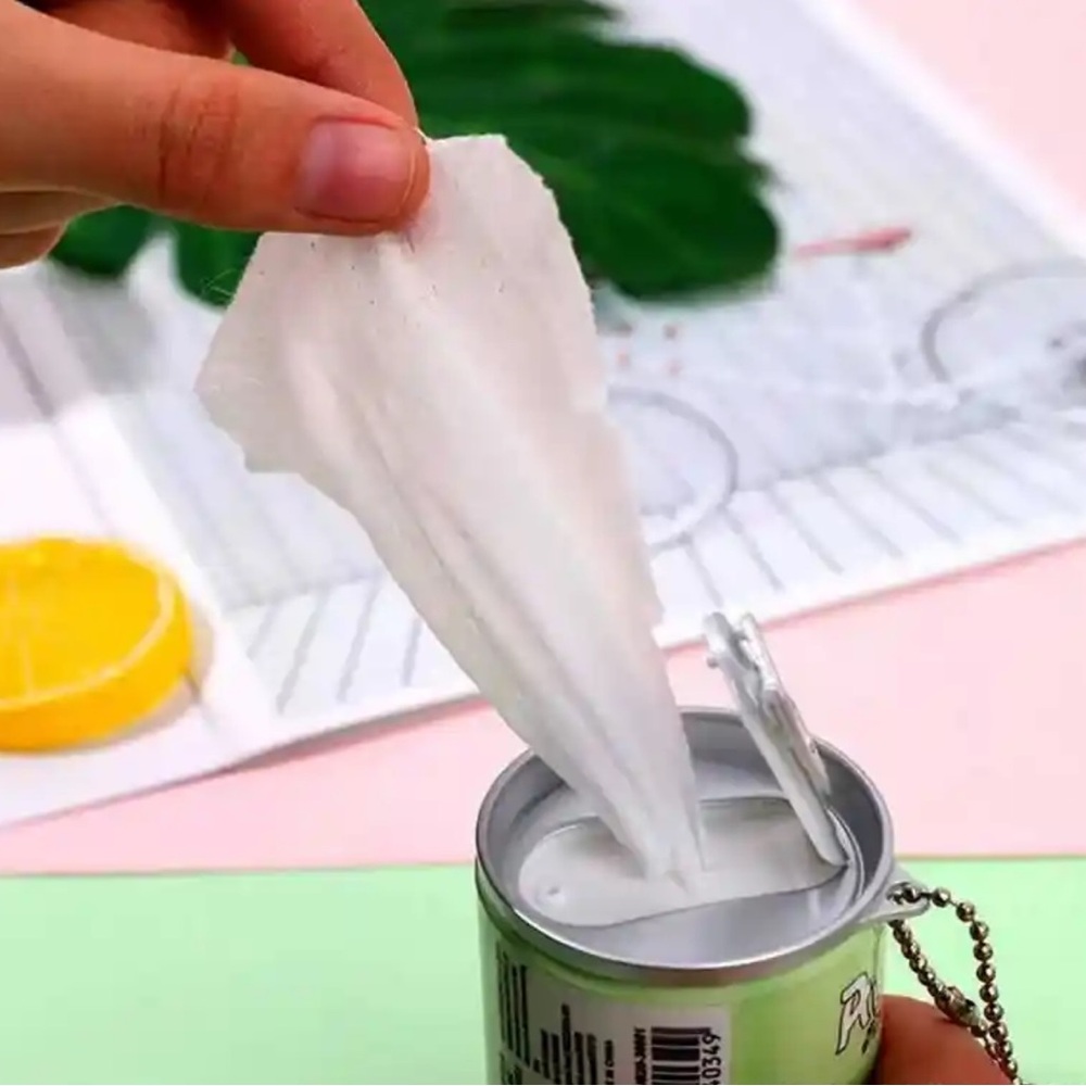 🚨Novelty Mini Can Wet Wipe Keychain - White Wipes